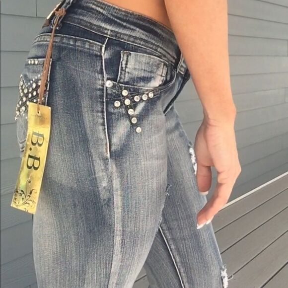 NWT B.B. Capri distressed denim with bling - Picture 3 of 8